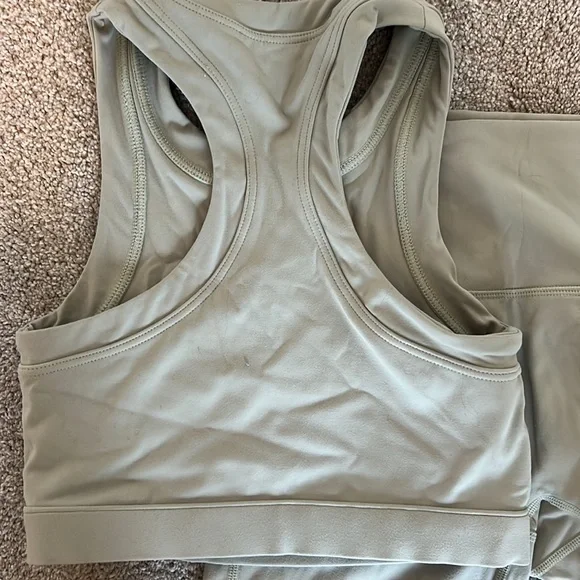 Set Active Workout Set - Picture 2 of 5